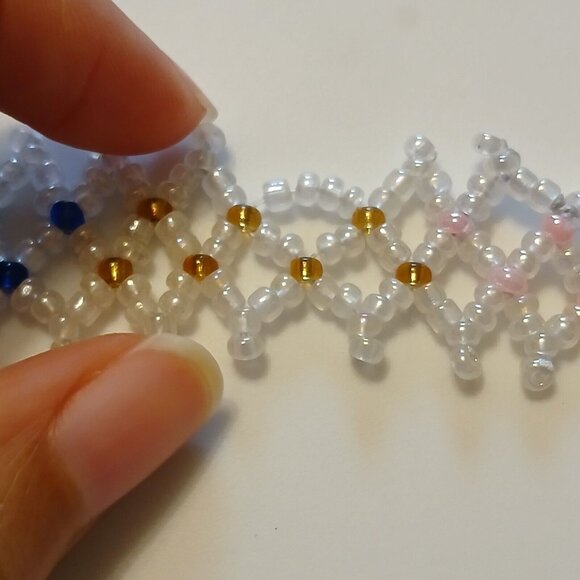 Women's Handmade Multicolor White Seed Bead Geometric Pattern Elegant Necklace - Picture 4 of 5